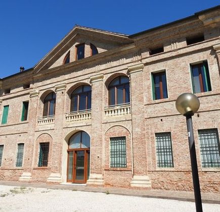 Villa Thiene, Valmarana 1