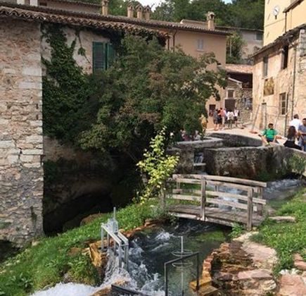 Centro Storico Rasiglia 1