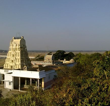Sri Lakshmi Narasimhar Temple 1
