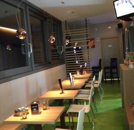 Goon Docks Bar 1