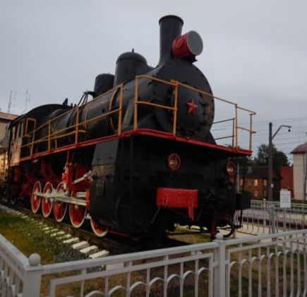 Monument-Locomotive Eu 706-10 1