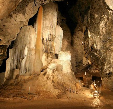 Wellington Caves & Phosphate Mine 1