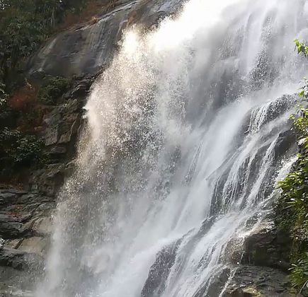 Wachirathan Falls 1