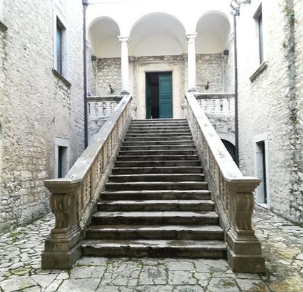 Castello Pignatelli 1