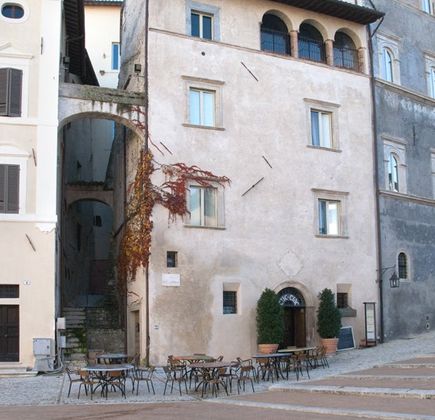Casa Menotti 1