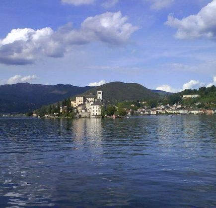 Lungolago di Pettenasco 1