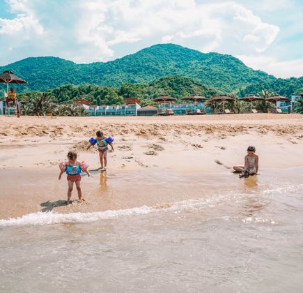 Canh Duong Beach 1