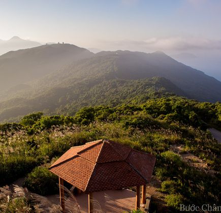 Son Tra Mountain (Monkey Mountain) 1
