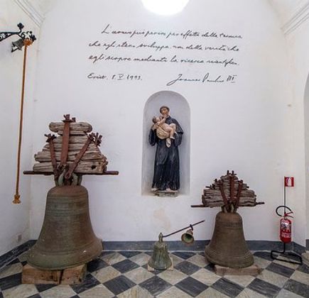 Centro di Cultura Scientifica Ettore Majorana 1