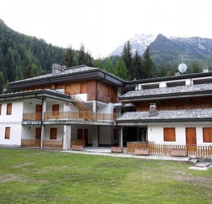 Scuola Italiana Sci Champoluc 1