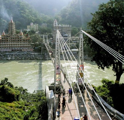 Lakshman Jhula Bridge 1