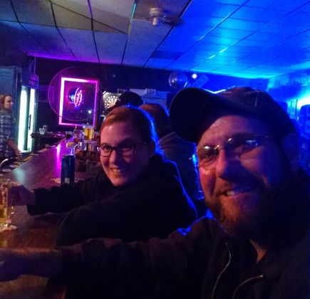 Cue Master Bar & Grill 1