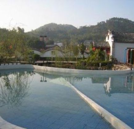 Luchuan Hot Spring 1