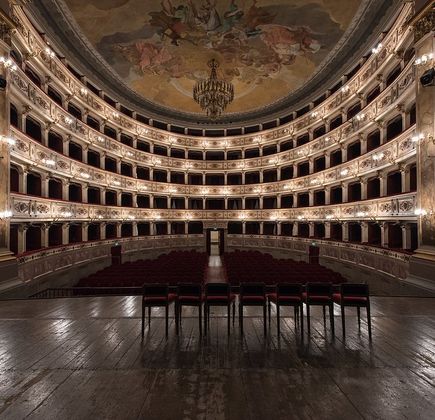 Teatro dell'Aquila 1
