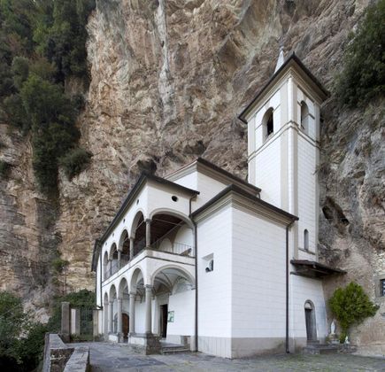Eremo Di Calomini 1