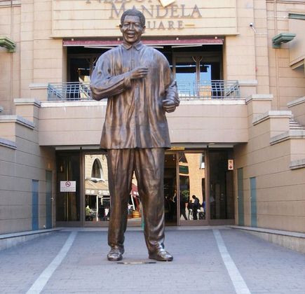 Nelson Mandela Square 1