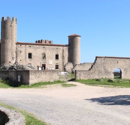 Le chateau d'Essalois 1