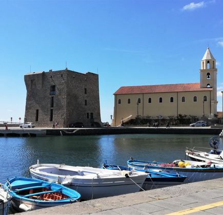 Acciaroli Port 1