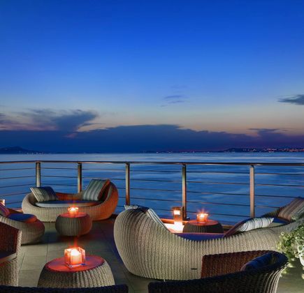 Vista Sky Bar 1