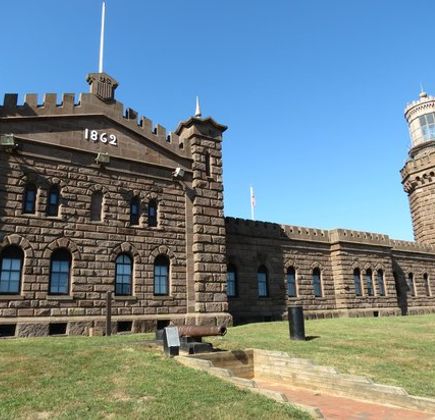 Twin Lights Historic Site 1