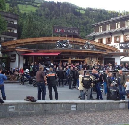 Sixty Minutes - Live Escape Game 1