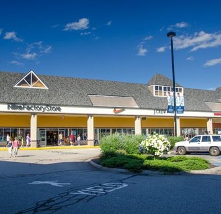 Tanger Outlets Tilton 1