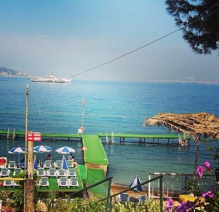 Asaf Family Beach 1