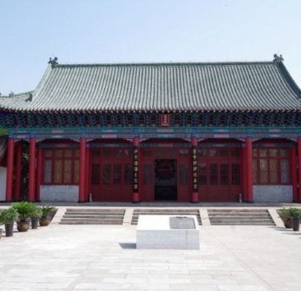 Su Luwang Mausoleum 1