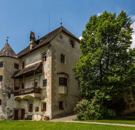 Castel Velturno 1
