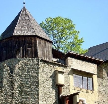 Castel Sommo o Schloss Summerberg 1