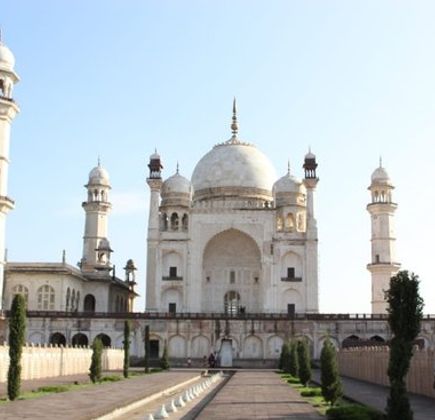 Anusha Tours and Travels 1