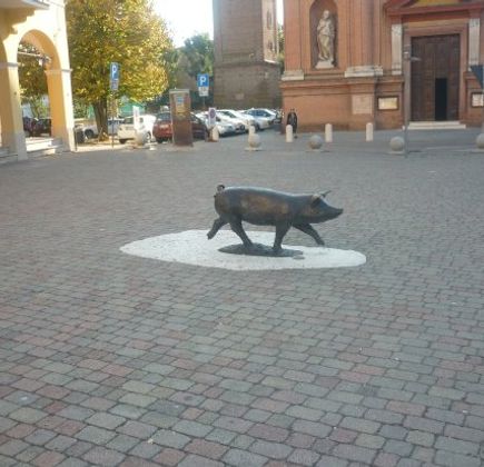 Monumento al Maiale 1
