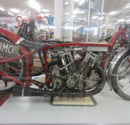 E Hayes and Sons - The World's Fastest Indian 1