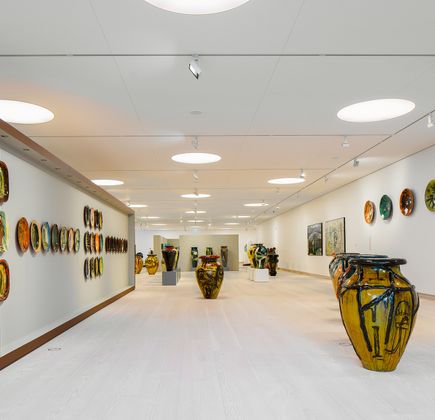 Gallery-Museum World in Ceramics 1