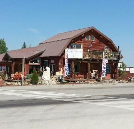 Horn Mountain Living 1