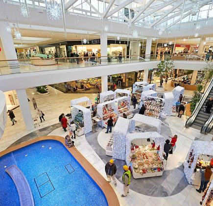 SCS Shopping Center Sued 1