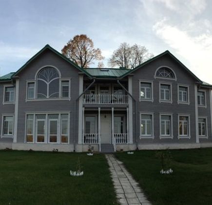 Tarakanov Manor 1