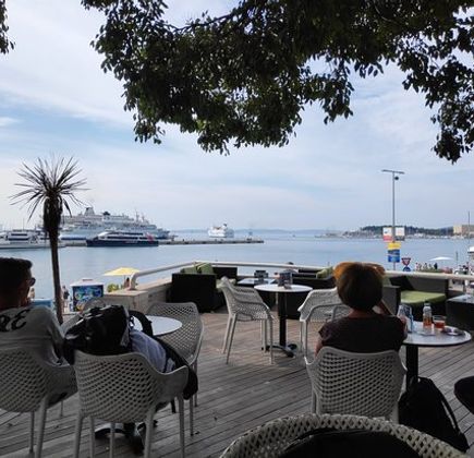 Caffe Bar Le Monde 1