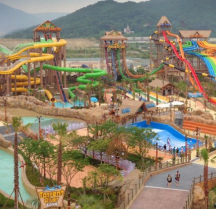 Lotte Water Park 1
