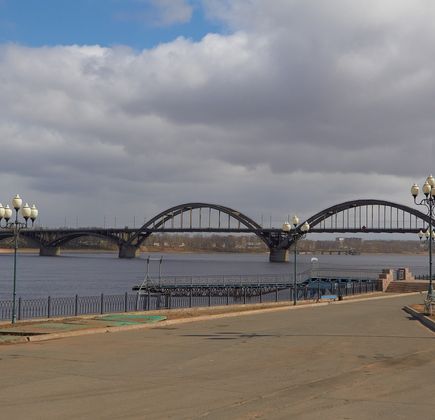 Rybinskiy Bridge 1