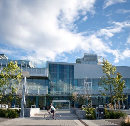 Lajos Kéky City Community Centre 1