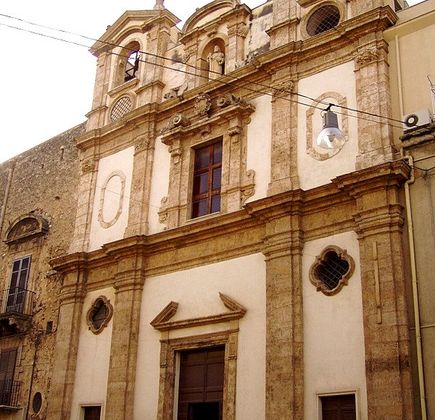 Chiesa dei SS Pietro e Paolo, Oleggio 1