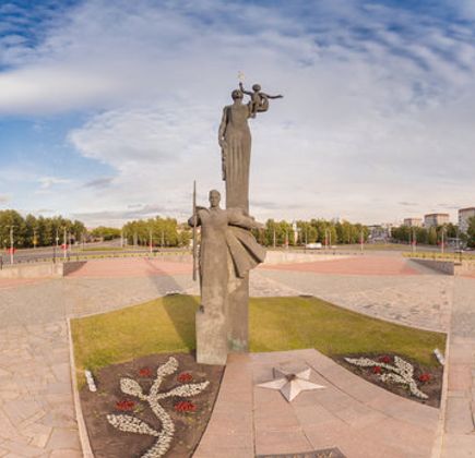 Monument of Labor and Military Glory 1