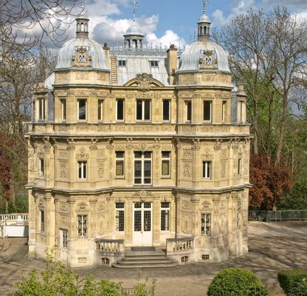 Chateau de Monte Cristo - Alexandre Dumas' House 1
