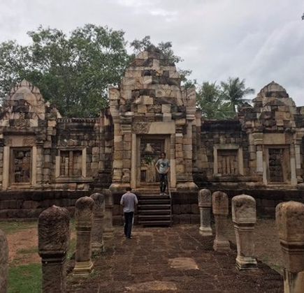 Prasat Sdok Kok Thom 1