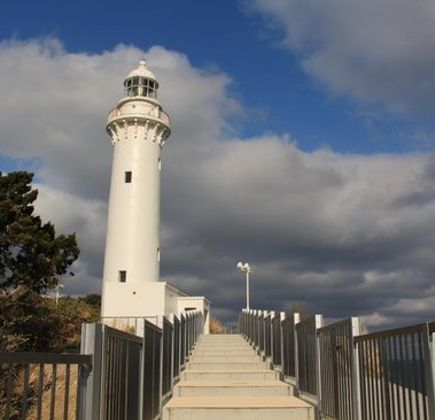 Shioyasaki Lighthouse 1