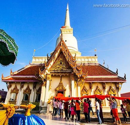 Wat Khao Suwan Pradit 1