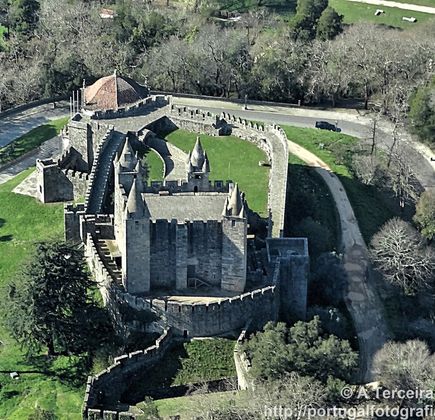 Castelo de Santa Maria da Feira 1