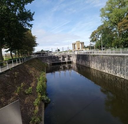 The Ganzepoot Locks 1
