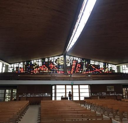 Eglise Saint-Thibaut 1